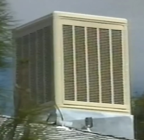 swamp cooler and ac at the same time