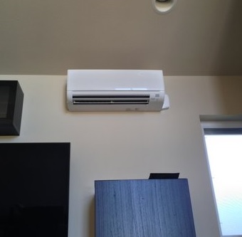 cooling unit for bedroom