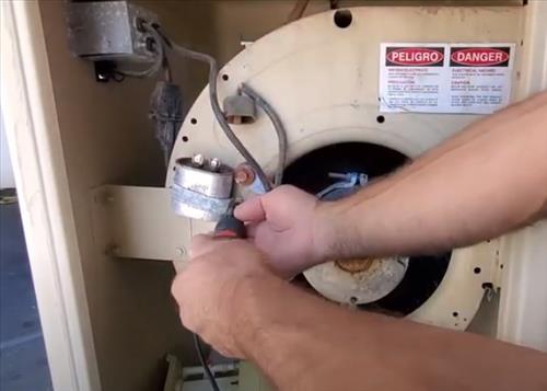 How To Replace a Capacitor on a Swamp Cooler Motor Step 4