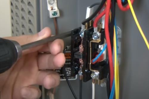 How To Replace a Contactor on an Air Conditioner Heat Pump Step 2